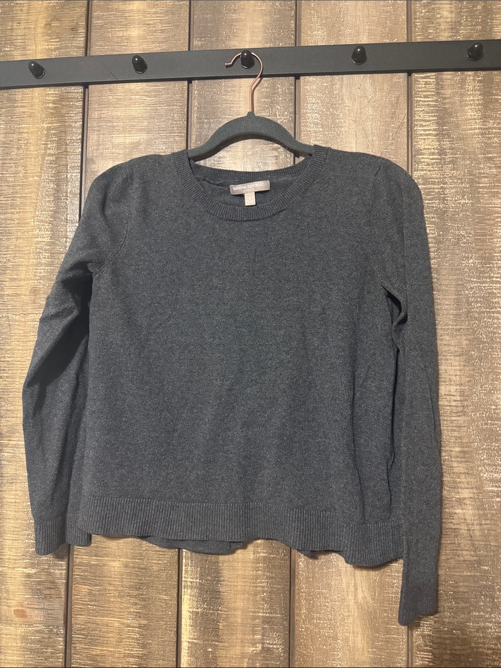 Banana Republic gray sweater